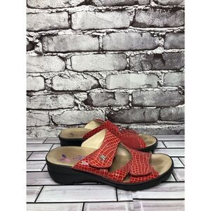 Helle Comfort Red Leather Croc Print Strap Wedge Sandals Women’s Sz 38EU/7.5M US